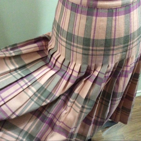 💖Vintage pure virgin wool pleated plaid skirt💖 - Picture 9 of 11